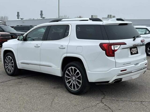Білий ДжіЕмСі Acadia USA, об'ємом двигуна 0 л та пробігом 44 тис. км за 16500 $, фото 5 на Automoto.ua
