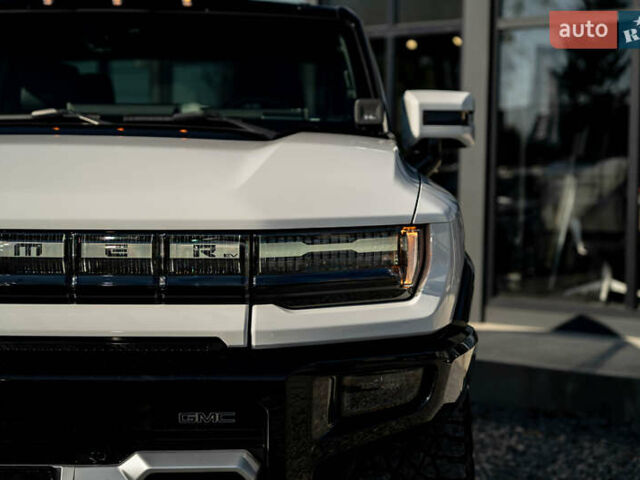 Белый ДжиЭмСи Hummer EV, объемом двигателя 0 л и пробегом 20 тыс. км за 107900 $, фото 18 на Automoto.ua