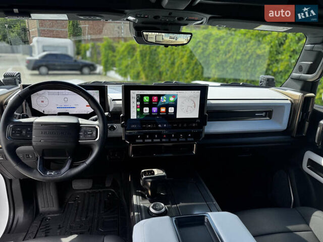 Белый ДжиЭмСи Hummer EV, объемом двигателя 0 л и пробегом 16 тыс. км за 130000 $, фото 24 на Automoto.ua