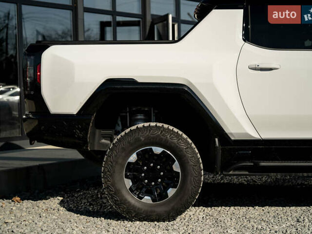 Белый ДжиЭмСи Hummer EV, объемом двигателя 0 л и пробегом 20 тыс. км за 107900 $, фото 25 на Automoto.ua