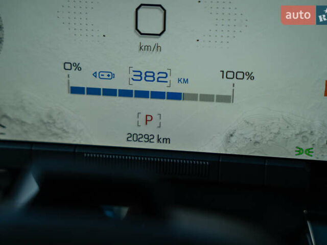 Белый ДжиЭмСи Hummer EV, объемом двигателя 0 л и пробегом 20 тыс. км за 107900 $, фото 40 на Automoto.ua