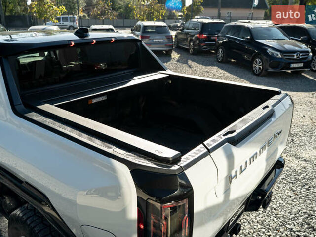 Белый ДжиЭмСи Hummer EV, объемом двигателя 0 л и пробегом 20 тыс. км за 107900 $, фото 6 на Automoto.ua