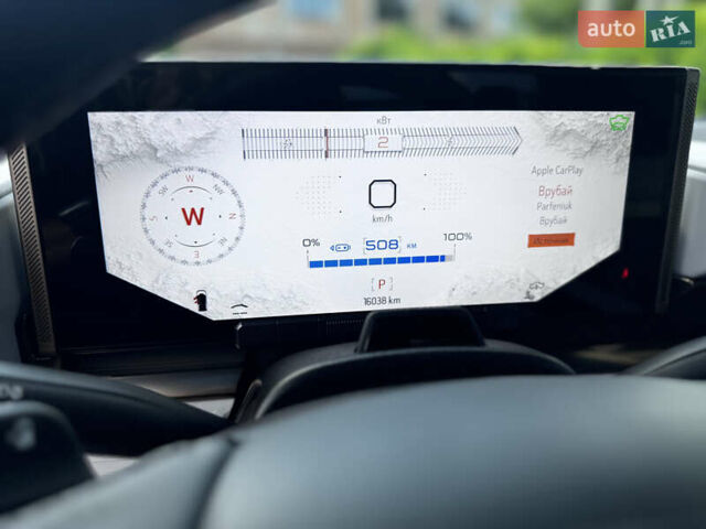 Белый ДжиЭмСи Hummer EV, объемом двигателя 0 л и пробегом 16 тыс. км за 130000 $, фото 21 на Automoto.ua