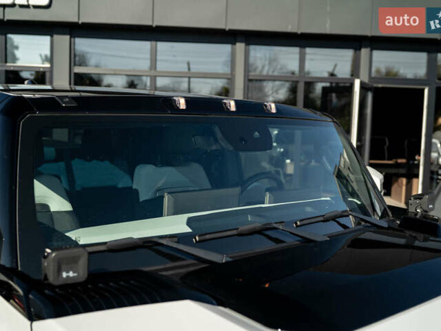 Белый ДжиЭмСи Hummer EV, объемом двигателя 0 л и пробегом 20 тыс. км за 107900 $, фото 20 на Automoto.ua