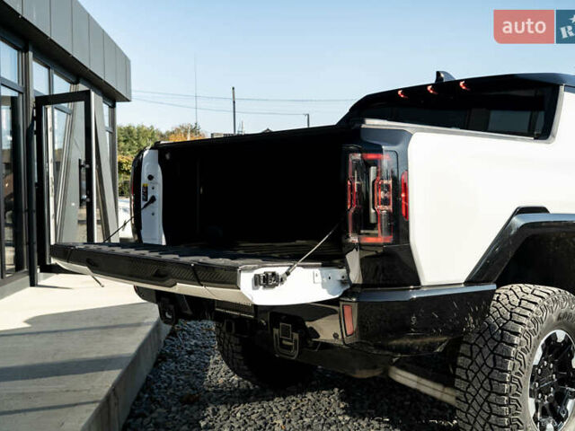 Белый ДжиЭмСи Hummer EV, объемом двигателя 0 л и пробегом 20 тыс. км за 107900 $, фото 8 на Automoto.ua