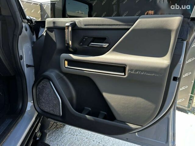 ДжіЕмСі Hummer EV, об'ємом двигуна 0 л та пробігом 8 тис. км за 95000 $, фото 10 на Automoto.ua
