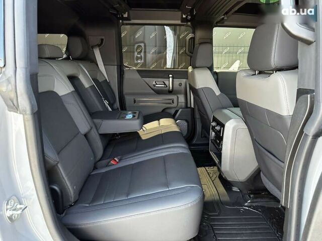 ДжіЕмСі Hummer EV, об'ємом двигуна 0 л та пробігом 8 тис. км за 95000 $, фото 18 на Automoto.ua