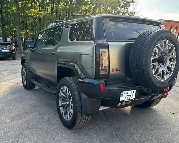 Серый ДжиЭмСи Hummer EV, объемом двигателя 0 л и пробегом 5 тыс. км за 115000 $, фото 5 на Automoto.ua