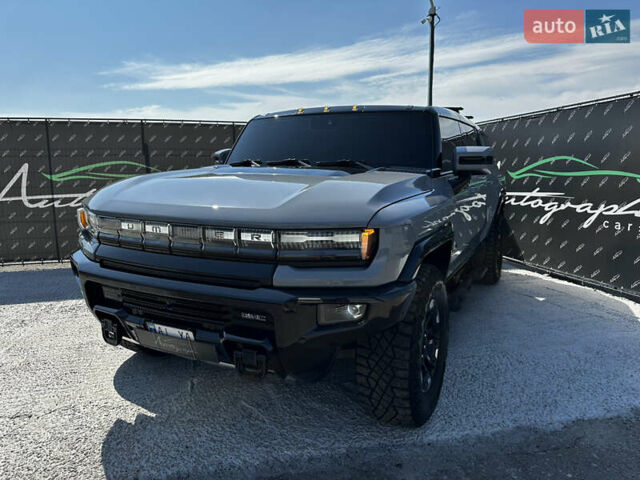 Серый ДжиЭмСи Hummer EV, объемом двигателя 0 л и пробегом 7 тыс. км за 99000 $, фото 5 на Automoto.ua