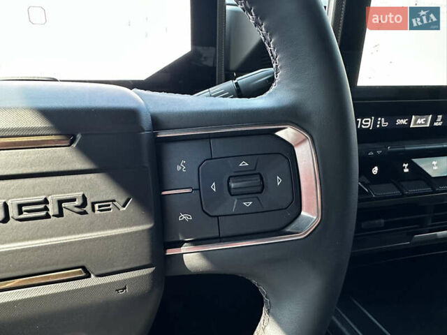 Серый ДжиЭмСи Hummer EV, объемом двигателя 0 л и пробегом 7 тыс. км за 99000 $, фото 35 на Automoto.ua