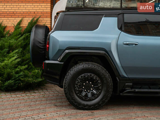 Синий ДжиЭмСи Hummer EV, объемом двигателя 0 л и пробегом 1 тыс. км за 150000 $, фото 13 на Automoto.ua