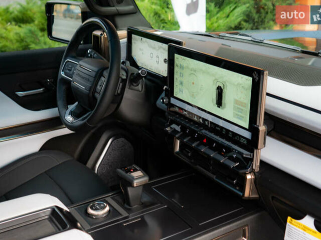 Синий ДжиЭмСи Hummer EV, объемом двигателя 0 л и пробегом 1 тыс. км за 150000 $, фото 37 на Automoto.ua