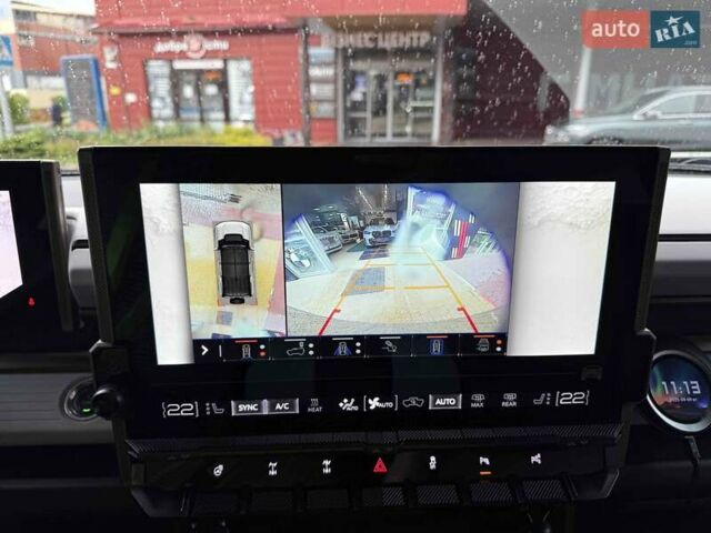 Чорний ДжіЕмСі Hummer EV SUV, об'ємом двигуна 0 л та пробігом 11 тис. км за 103900 $, фото 39 на Automoto.ua