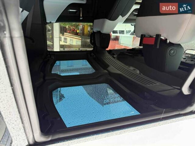 Чорний ДжіЕмСі Hummer EV SUV, об'ємом двигуна 0 л та пробігом 11 тис. км за 103900 $, фото 51 на Automoto.ua