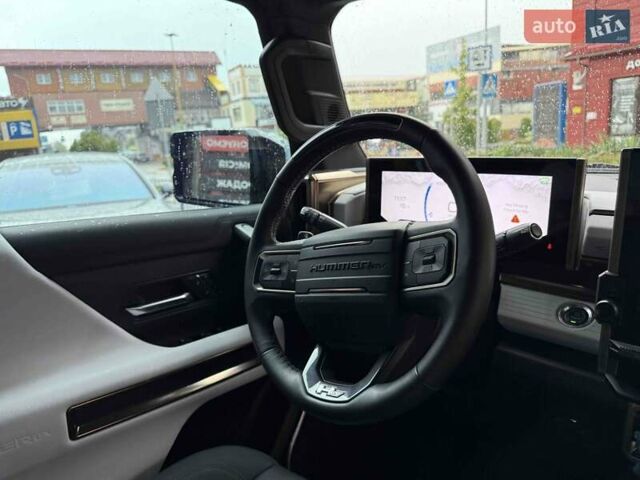 Чорний ДжіЕмСі Hummer EV SUV, об'ємом двигуна 0 л та пробігом 11 тис. км за 103900 $, фото 72 на Automoto.ua
