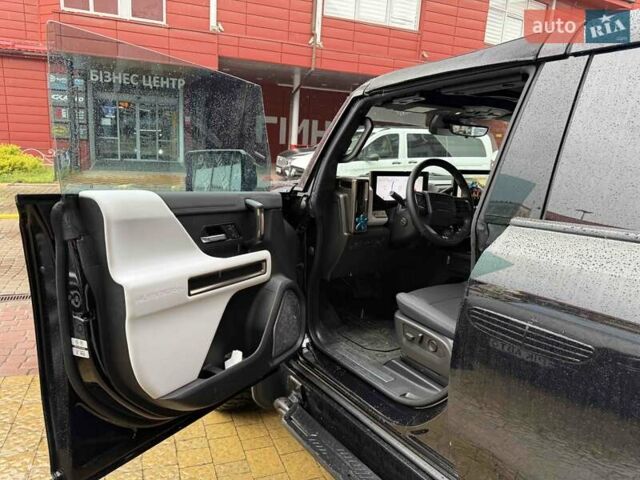 Чорний ДжіЕмСі Hummer EV SUV, об'ємом двигуна 0 л та пробігом 11 тис. км за 103900 $, фото 19 на Automoto.ua
