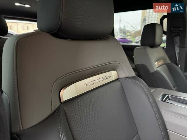 Зеленый ДжиЭмСи Hummer EV SUV, объемом двигателя 0 л и пробегом 4 тыс. км за 145000 $, фото 37 на Automoto.ua