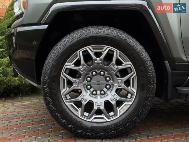 Зеленый ДжиЭмСи Hummer EV SUV, объемом двигателя 0 л и пробегом 4 тыс. км за 145000 $, фото 2 на Automoto.ua