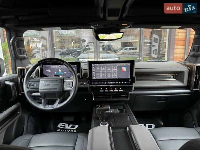 Зеленый ДжиЭмСи Hummer EV SUV, объемом двигателя 0 л и пробегом 4 тыс. км за 145000 $, фото 23 на Automoto.ua