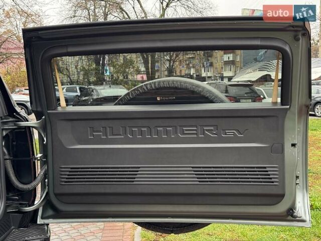 Зеленый ДжиЭмСи Hummer EV SUV, объемом двигателя 0 л и пробегом 4 тыс. км за 145000 $, фото 10 на Automoto.ua