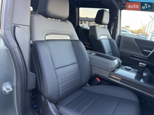 Зеленый ДжиЭмСи Hummer EV SUV, объемом двигателя 0 л и пробегом 10 тыс. км за 95900 $, фото 40 на Automoto.ua