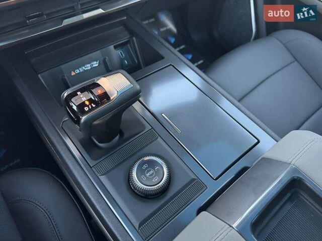 Зеленый ДжиЭмСи Hummer EV SUV, объемом двигателя 0 л и пробегом 10 тыс. км за 95900 $, фото 29 на Automoto.ua