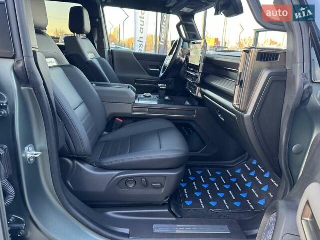Зеленый ДжиЭмСи Hummer EV SUV, объемом двигателя 0 л и пробегом 10 тыс. км за 95900 $, фото 39 на Automoto.ua