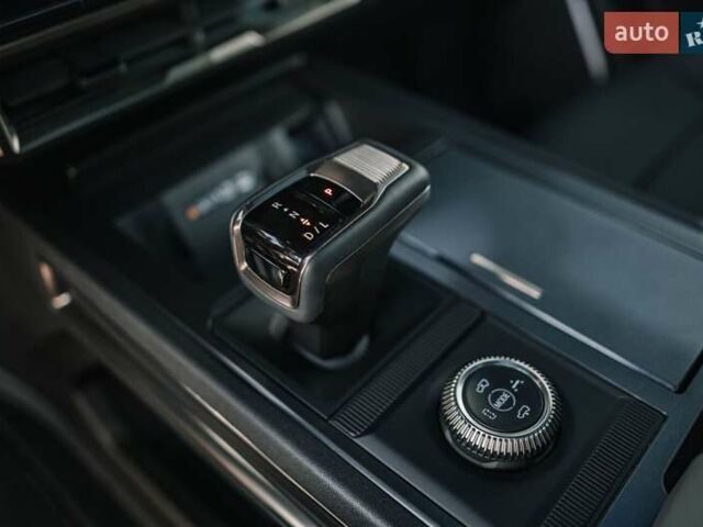 Зеленый ДжиЭмСи Hummer EV SUV, объемом двигателя 0 л и пробегом 10 тыс. км за 99900 $, фото 14 на Automoto.ua