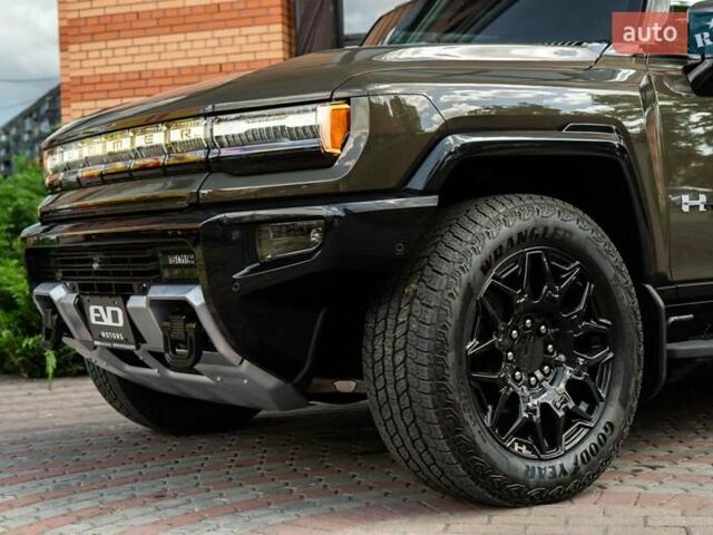 Зелений ДжіЕмСі Hummer EV SUV, об'ємом двигуна 0 л та пробігом 1 тис. км за 115000 $, фото 1 на Automoto.ua