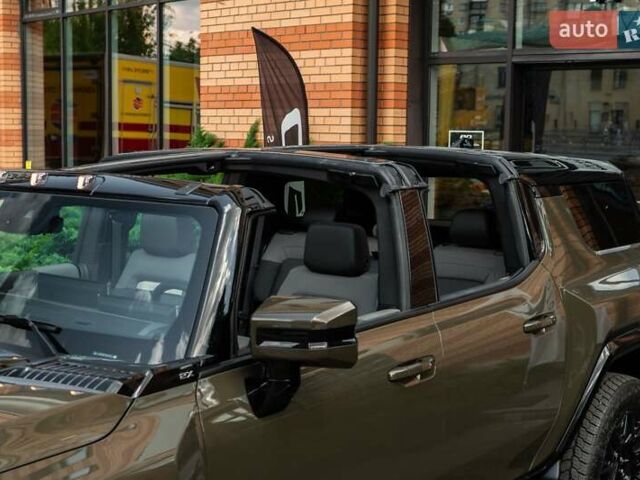 Зелений ДжіЕмСі Hummer EV SUV, об'ємом двигуна 0 л та пробігом 1 тис. км за 115000 $, фото 54 на Automoto.ua