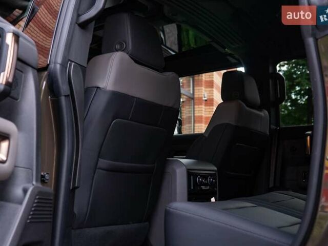 Зелений ДжіЕмСі Hummer EV SUV, об'ємом двигуна 0 л та пробігом 1 тис. км за 115000 $, фото 47 на Automoto.ua