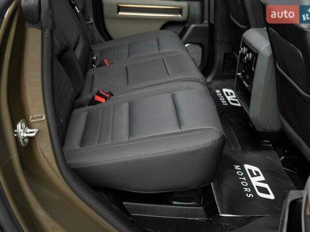 Зелений ДжіЕмСі Hummer EV SUV, об'ємом двигуна 0 л та пробігом 1 тис. км за 115000 $, фото 50 на Automoto.ua