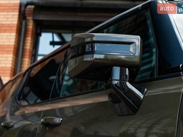 Зелений ДжіЕмСі Hummer EV SUV, об'ємом двигуна 0 л та пробігом 1 тис. км за 115000 $, фото 25 на Automoto.ua