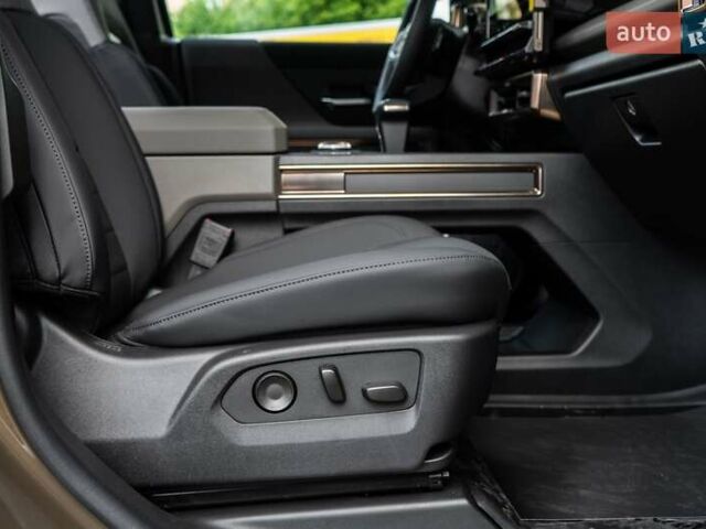 Зелений ДжіЕмСі Hummer EV SUV, об'ємом двигуна 0 л та пробігом 1 тис. км за 115000 $, фото 44 на Automoto.ua