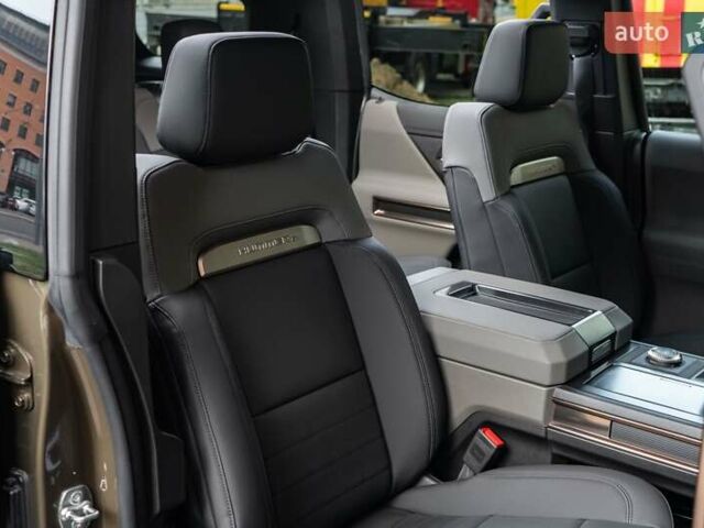 Зелений ДжіЕмСі Hummer EV SUV, об'ємом двигуна 0 л та пробігом 1 тис. км за 115000 $, фото 45 на Automoto.ua