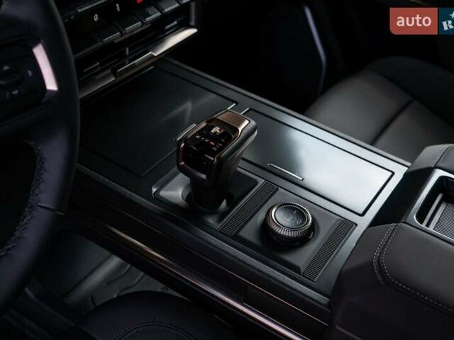 Зелений ДжіЕмСі Hummer EV SUV, об'ємом двигуна 0 л та пробігом 1 тис. км за 115000 $, фото 38 на Automoto.ua