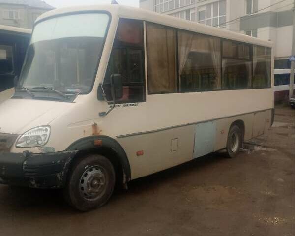 Бежевый ГалАЗ 3207, объемом двигателя 3.97 л и пробегом 500 тыс. км за 9000 $, фото 2 на Automoto.ua