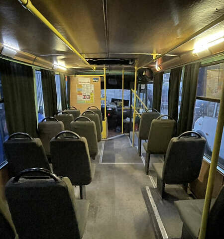 Зеленый ГалАЗ 3207, объемом двигателя 4.7 л и пробегом 370 тыс. км за 4500 $, фото 8 на Automoto.ua