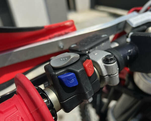 Червоний Гас гас EC 300, об'ємом двигуна 0.3 л та пробігом 295 тис. км за 7500 $, фото 17 на Automoto.ua