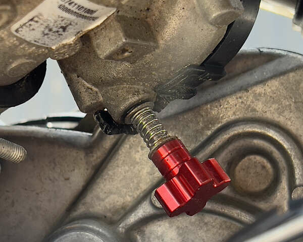 Червоний Гас гас EC 300, об'ємом двигуна 0.3 л та пробігом 295 тис. км за 7500 $, фото 11 на Automoto.ua