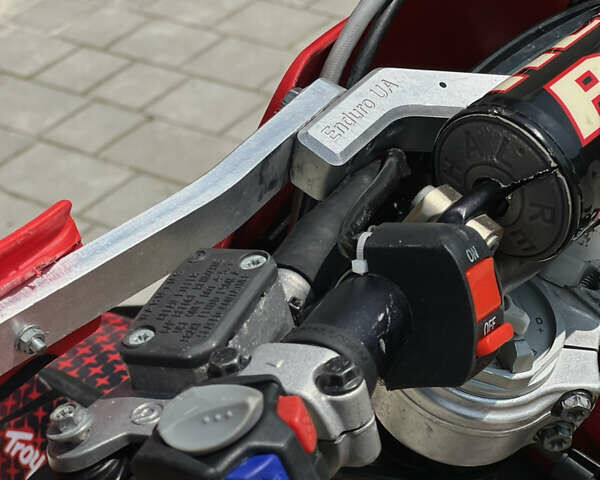 Червоний Гас гас EC 300, об'ємом двигуна 0.3 л та пробігом 295 тис. км за 7500 $, фото 13 на Automoto.ua