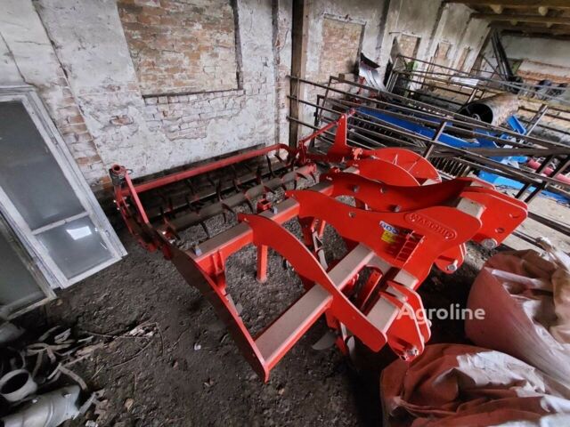 Красный Гаспардо Другая, объемом двигателя 0 л и пробегом 0 тыс. км за 9162 $, фото 12 на Automoto.ua