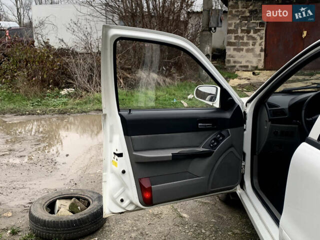 Белый Джили ЦК-2, объемом двигателя 1.5 л и пробегом 71 тыс. км за 2999 $, фото 11 на Automoto.ua