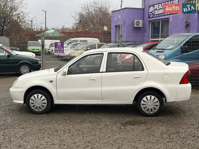 Білий Джилі ЦК-2, об'ємом двигуна 1.5 л та пробігом 180 тис. км за 2300 $, фото 3 на Automoto.ua