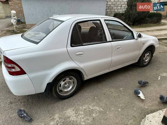 Белый Джили ЦК-2, объемом двигателя 1.5 л и пробегом 90 тыс. км за 2600 $, фото 4 на Automoto.ua