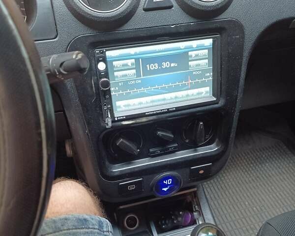 Бежевый Джили ЦК-2, объемом двигателя 1.5 л и пробегом 210 тыс. км за 1700 $, фото 4 на Automoto.ua