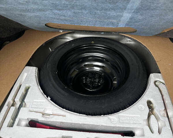 Бежевий Джилі ЦК-2, об'ємом двигуна 1.5 л та пробігом 27 тис. км за 2700 $, фото 9 на Automoto.ua
