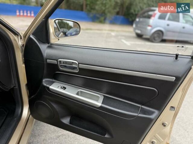Желтый Джили ЦК-2, объемом двигателя 1.5 л и пробегом 145 тыс. км за 1990 $, фото 19 на Automoto.ua