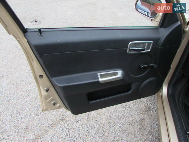 Желтый Джили ЦК-2, объемом двигателя 1.5 л и пробегом 27 тыс. км за 3400 $, фото 5 на Automoto.ua