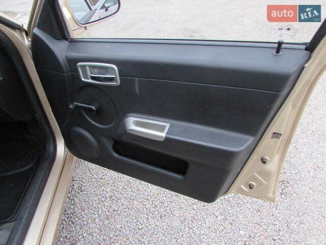 Желтый Джили ЦК-2, объемом двигателя 1.5 л и пробегом 27 тыс. км за 3400 $, фото 13 на Automoto.ua